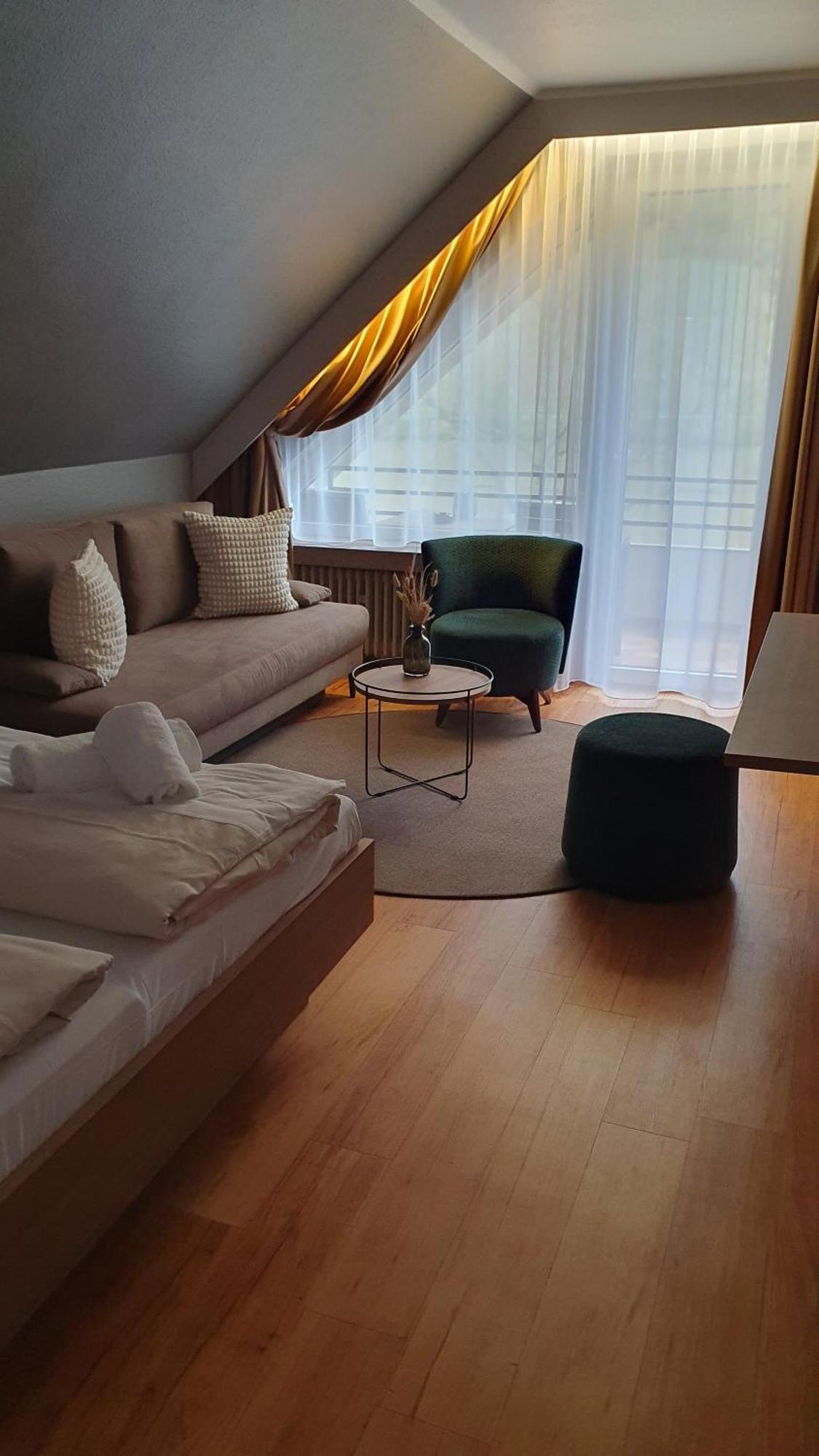 Uferdeck - Boutique Hotel Traben-Trarbach Ngoại thất bức ảnh